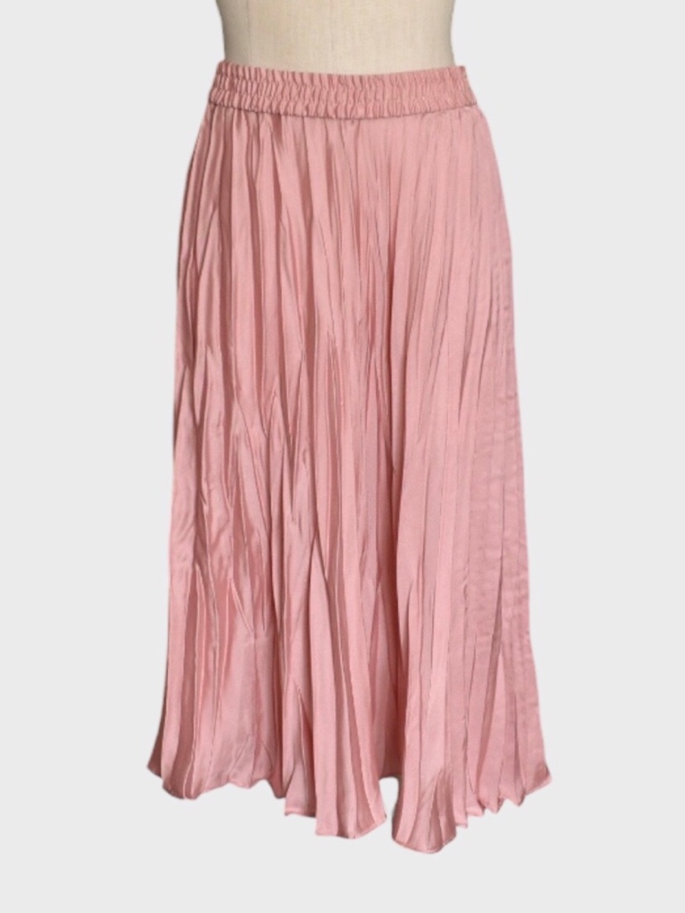 Time and Tru Crinkle Pleated Skirt